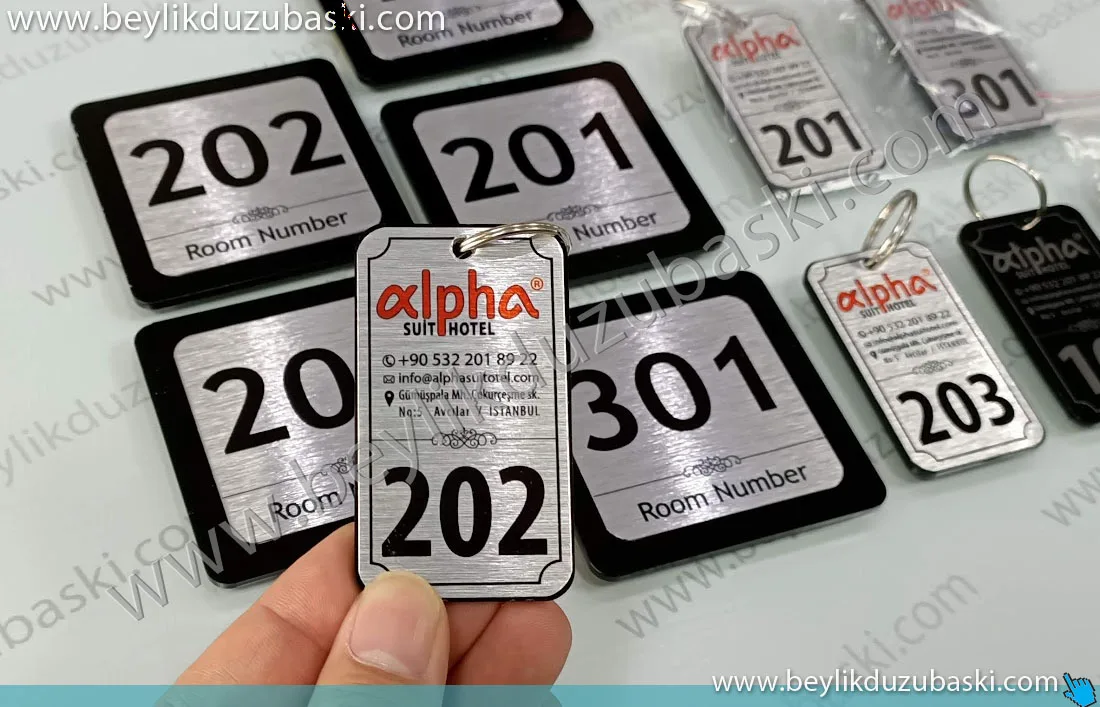 alpha süit otel, anahtarlık baskısı, metal otel oda anahtarlığı, otel için kaliteli anahtarlık, logo baskılı oda anahtarı, butik otel için anahtarlık
