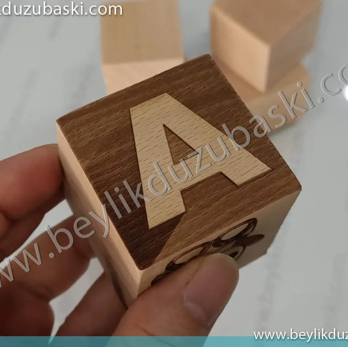 ahşap küp bloklar üzerine, lazer ile çıkmaz kazınmaz baskı, 5x5 cm küp, kayın ağacı, ahşap küp blok, yerli üretim, çocuk zeka gelişim, okul öncesi eğitim gereçleri, baskılı ve baskısız