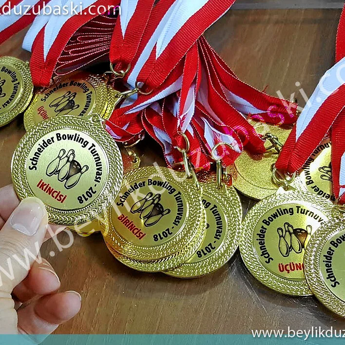 Başarı Madalyası baskılı ürün, adede göre fiyat alınız, hızlı üretim, aynı gün gönderim, madalya, kupa plaket, imalat, Achievement Medal printed product, get price per piece, fast production, same day shipping, medal, cup plaque, manufacturing
