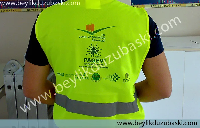 iş yeleği, üzerine baskı, kaliteli mühendis yeleği, acil üretim, aynı gün kargo, renkli baskı mümkün, yıkamaya dayanıklı, ürün ömrü kadar dayanıklılık