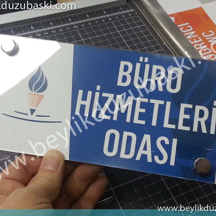 okul için, içi değişen, kapı isimliği, dekoratif vidalı, içine kağıt konan ürün, adetli alımlarda fiyat revizesi yapılır, acil kapı tabelası