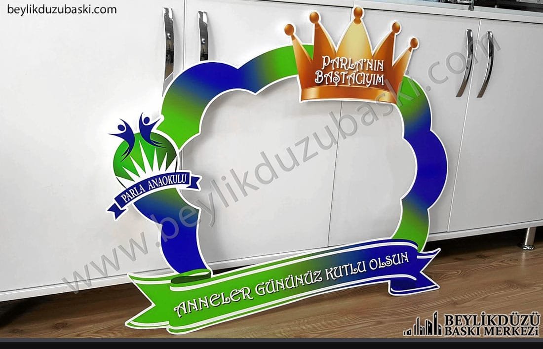 50x70 ana okulu resim çekinmek için çerçeve, hatıra çerçevesi, tasarım desteği, hızlı baskı ve üretim, kaliteli ürün, aynı gün kargo imkanı 50x70 ana okulu resim çekinmek için çerçeve, hatıra çerçevesi, tasarım desteği, hızlı baskı ve üretim, kaliteli ürün, aynı gün kargo imkanı