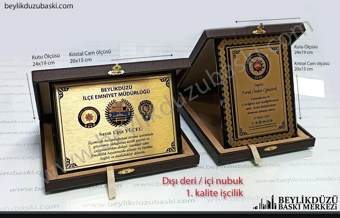 kaliteli plaket, cam plaket, kristal plaket, yerli üretim plaket, birinci kalite plaket, cam plaket, deri kutulu plaket, dekoratif plaket, cam plaket üzerine metal, pirinç paskılı plaket