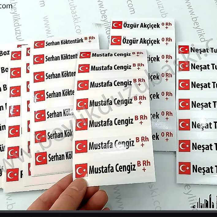 Baret etiketi, kaliteli baret etiket, isim, kan grubu ve bayrak baskılı, baret etiketi, şeffaf, dış mekan dayanıklı ürün, aynı gün kargo