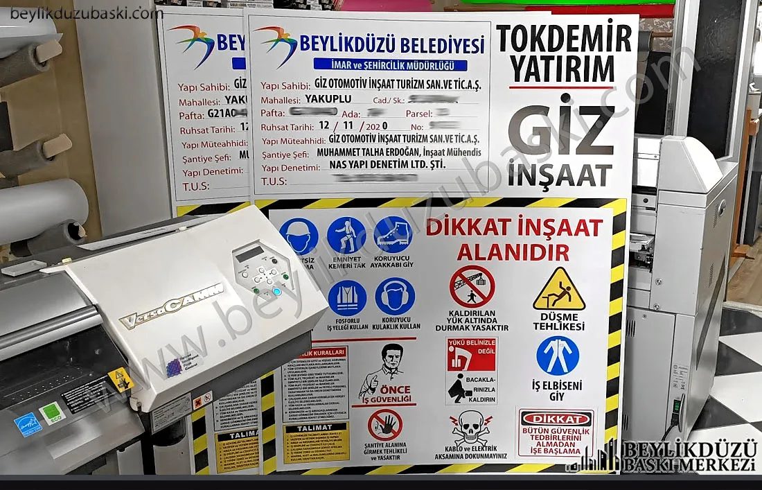 şantiye tabelası, inşaat için tabela baskı, kaliteli uyarı levhası, hızlı üretim, tasarım desteği, güvenlik uyarı levhaları, imalat