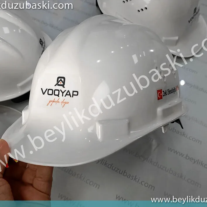 kaliteli baret baskıları, firma logolu baret, kan grubu, bayrak baskılı baret üretimi, aynı gün gönderim, az adet üretim mümkün