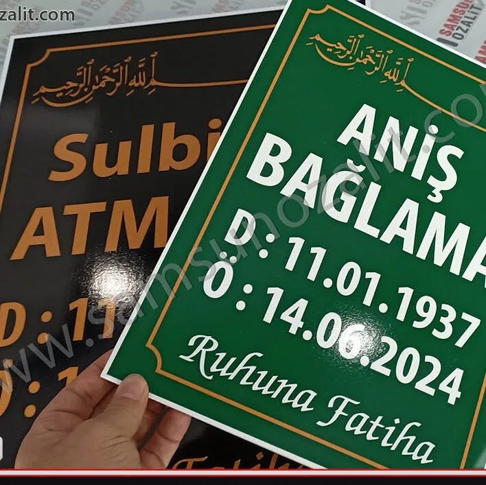 mezar taşı, geçici mezar taşı, dış mekan dayanıklı ürün, merhum ismi, doğum ve vefat tarihi yazılı, geçici plastik mezar taşı, vidalanabilir, dış mekanda 1 yıl 3 yıl durabilir, kaliteli baskı, siyah, beyaz ve yeşil renk seçenekleri var, aynı gün kargo yapılır, tasarım desteği verilir