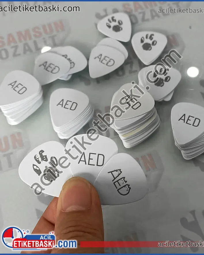 pena baskısı, baskılı beyaz pena, 2 yüzey baskılı pena adede göre fiyat alınız, acil üretim gönderim, beyaz renk 0,7mm kalınlık, pena baskısı, gitar penası, saz penası, logo baskılı, çıkmaz, silinmez, kazınmaz, kalıcı baskı yapılmaktadır
