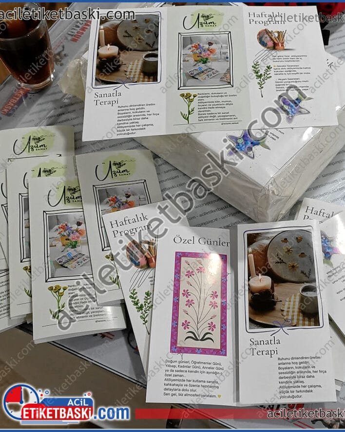 katlamalı broşür, A4 ebadında 2 kırım broşür baskısı, matbaa baskısı, samsun broşür baskısı, 2 yüzey renkli baskı, kuşe kağıt, Bin adet üretim, imalat, samsun matbaa baskı, etkinlik broşürü, tanıtım broşürü, el broşürü